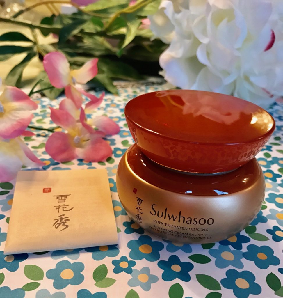 Sulwhasoo Concentrated Ginseng Renewing Cream Ex Light golden jar, neversaydiebeauty.com