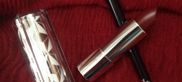 The Edge Beauty Iconic Lipstick in Provocative & Lipliner exclusive to Dillard's neversaydiebeauty.com @redAllison
