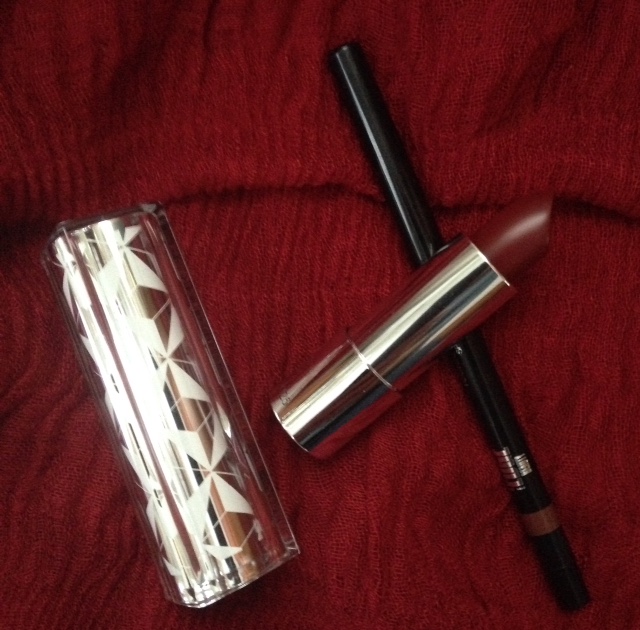 The Edge Beauty Iconic Lipstick in Provocative & Lipliner exclusive to Dillard's neversaydiebeauty.com @redAllison