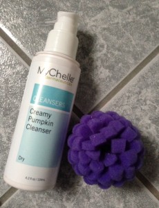 ViaBuff Mini Buff facial exfoliator sponge: Level 1 Extra Gentle neversaydiebeauty.com @redAllison