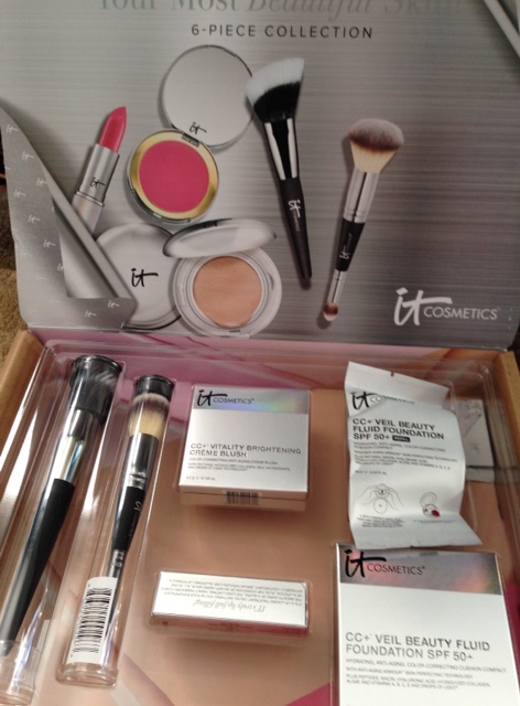 IT Cosmetics "Beautiful Skin" Collection products in the presentation box neversaydiebeauty.com @redAllison