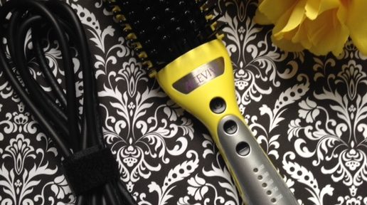 ACEVIVI Hair Straightener Brush neversaydiebeauty.com @redAllison