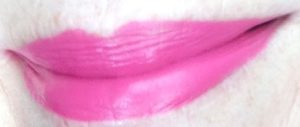RealHer lipstick: Women Rule the World, pink lips neversaydiebeauty.com @redAllison