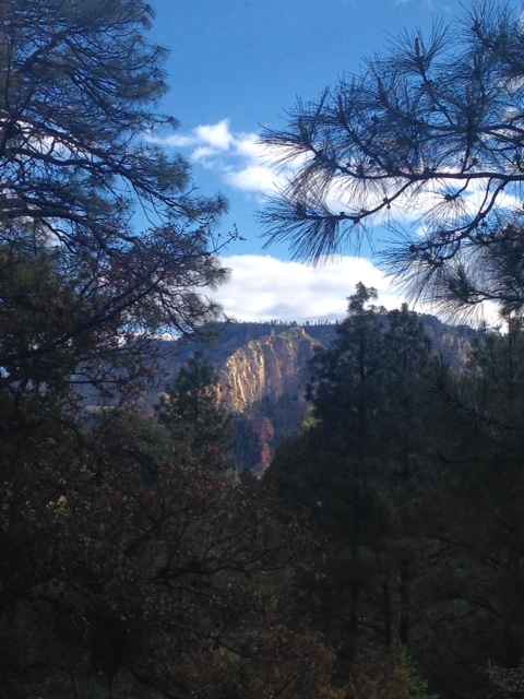 mountain view from the deck of Junipine Resort, Sedona Arizona neversaydiebeauty.com @redAllison