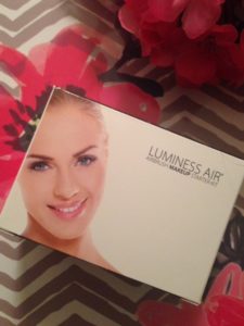 Luminess Air outer packaging neversaydiebeauty.com @redAllison