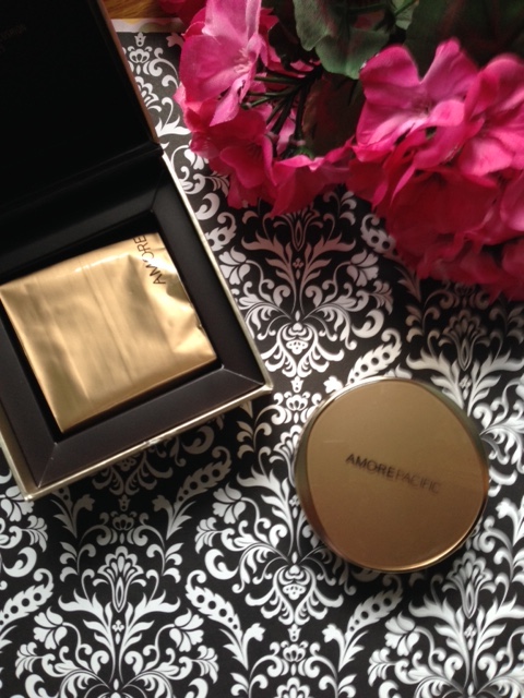 AMOREPACIFIC Age Correcting Foundation Cushion golden compact and extra cushion foundation neversaydiebeauty.com