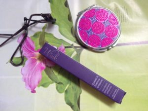 Wink Lash & Brow Enhancing Oil outer box neversaydiebeauty.com