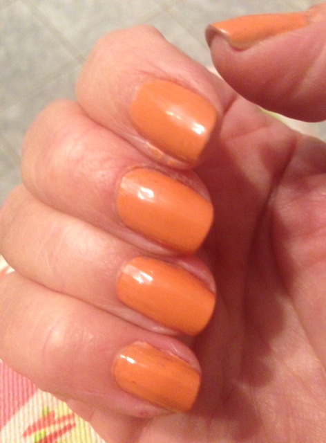 my nails wearing OPI Freedom of Peach nail polish neversaydiebeauty.com