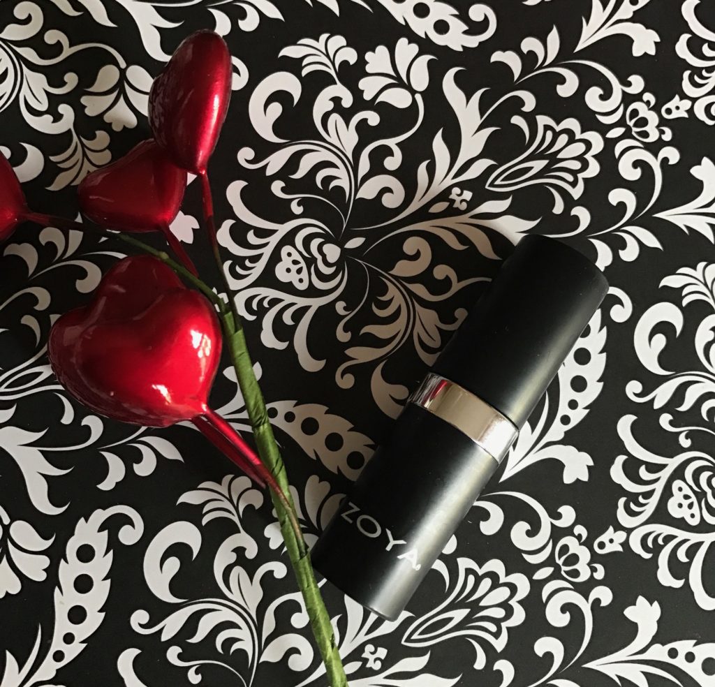 Zoya Lipstick tube, neversaydiebeauty.com