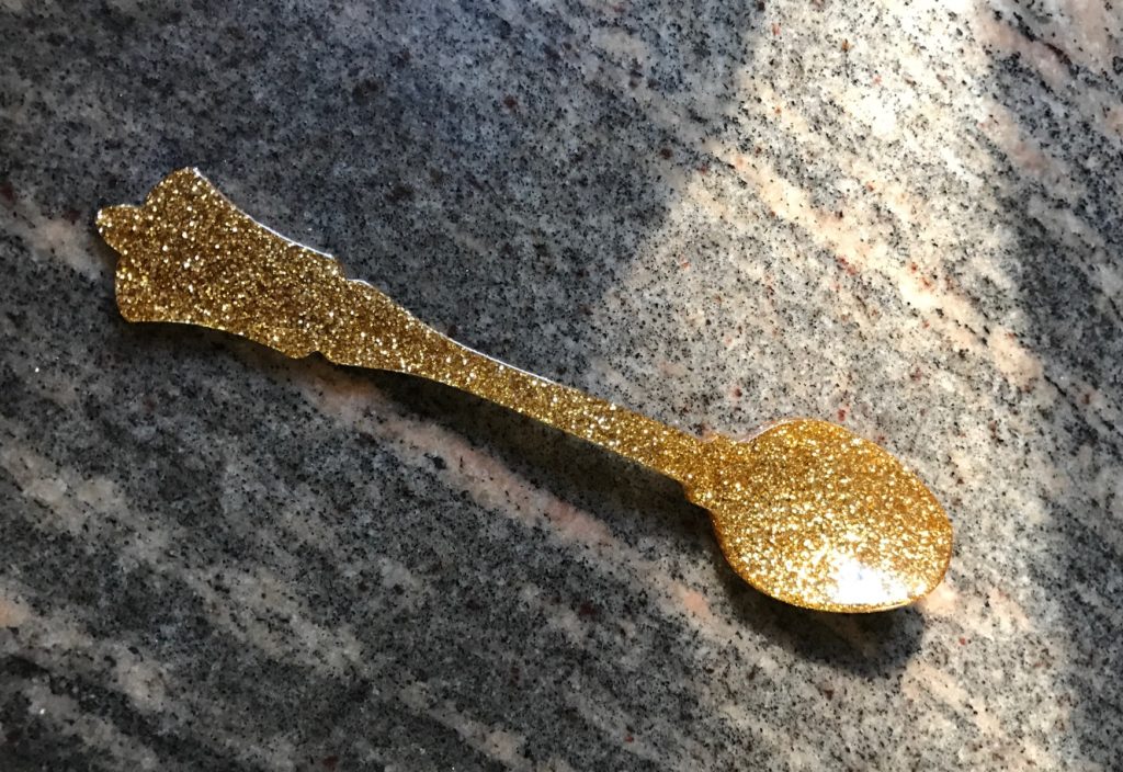 Sabre plastic glitter spoon, neversaydiebeauty.com