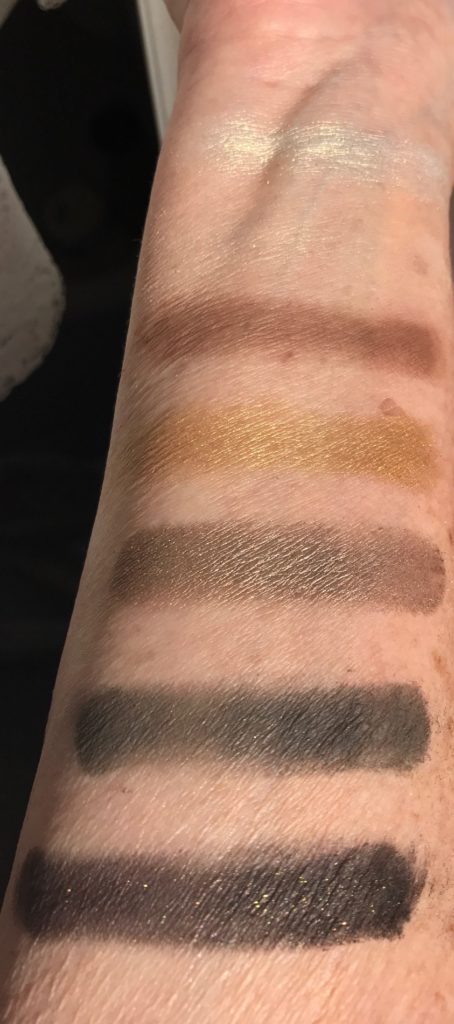 Marc Jacobs Eye-Conic shadow palette Edgitorial swatches direct sunlight, neversaydiebeauty.com