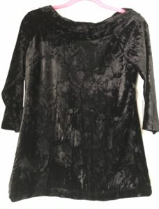crushed velvet 3/4 sleeve top, neversaydiebeauty.com