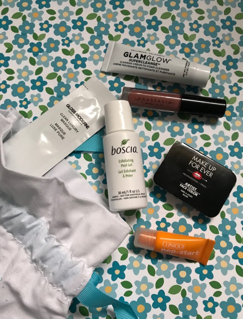 contents of the January 2018 Sephora Play bag, neversaydiebeauty.com