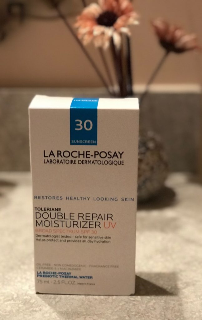 outer packaging for La Roche-Posay Toleriane Double Repair Moisturizer SPF 30, neversaydiebeauty.com