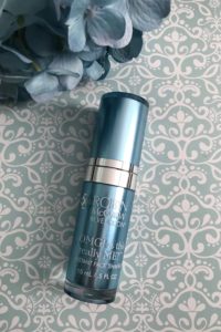 Robin McGraw Instant Face Shaper, neversaydiebeauty.com