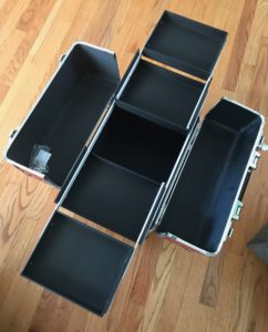 Yaheetech train case makeup trolley with the top open to show the storage, neversaydiebeauty.com