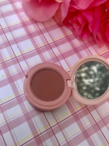 Smoky Sepia shadow and mirror from the Kaja Beauty Bento Eyeshadow Trio, neversaydiebeauty.com
