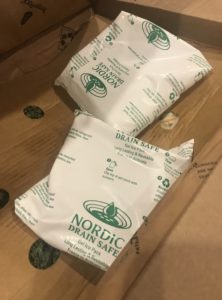 ice packs to keep the produce in my Misfits Market subscription box cold